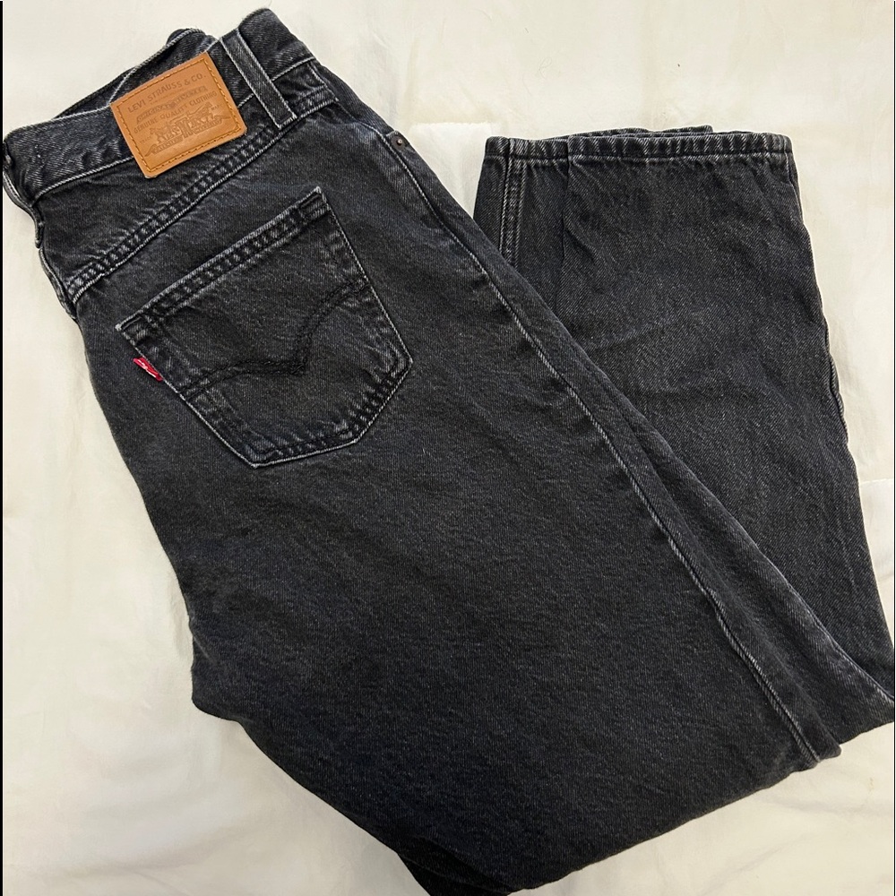 Black Levi Mom jeans